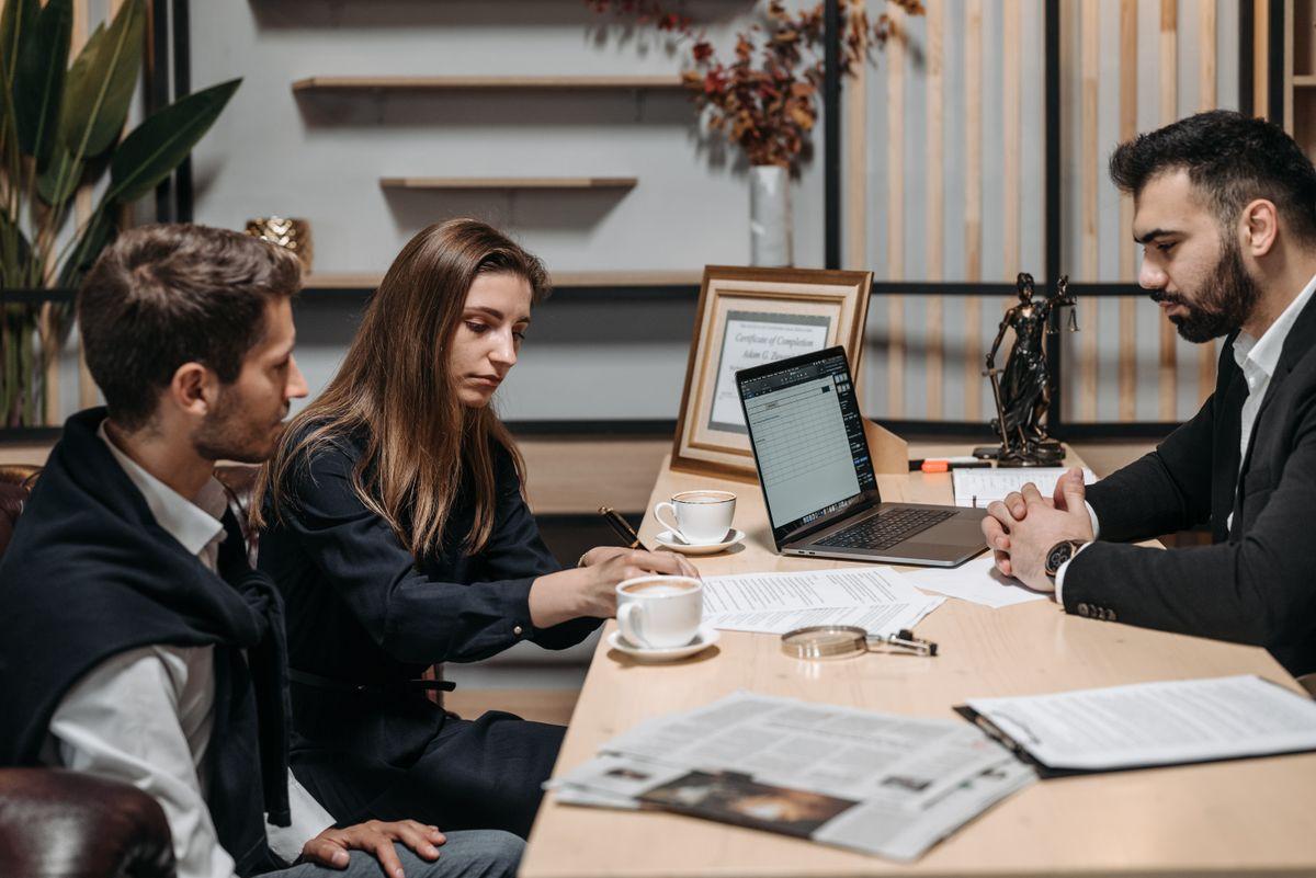 Reviewing an agency's reporting and case studies together