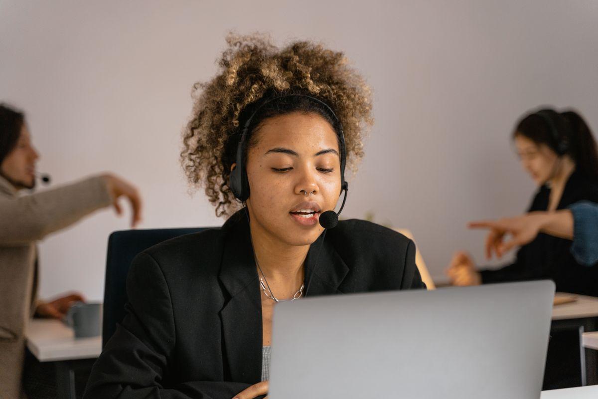 Strategist following up on a new client's audit request